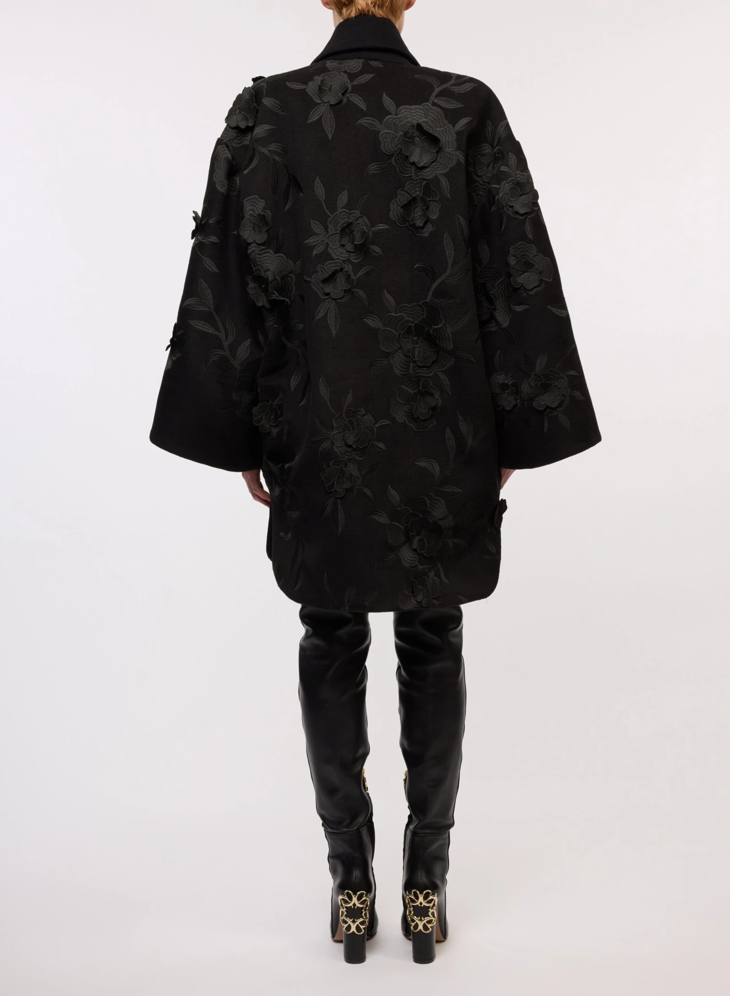 Embroidered Short Coat In Wool 3 Embroidered Short Coat In Wool - Image 3